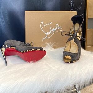 Size 39 suede, snakeskin heels and animal print platform shoes never worn
